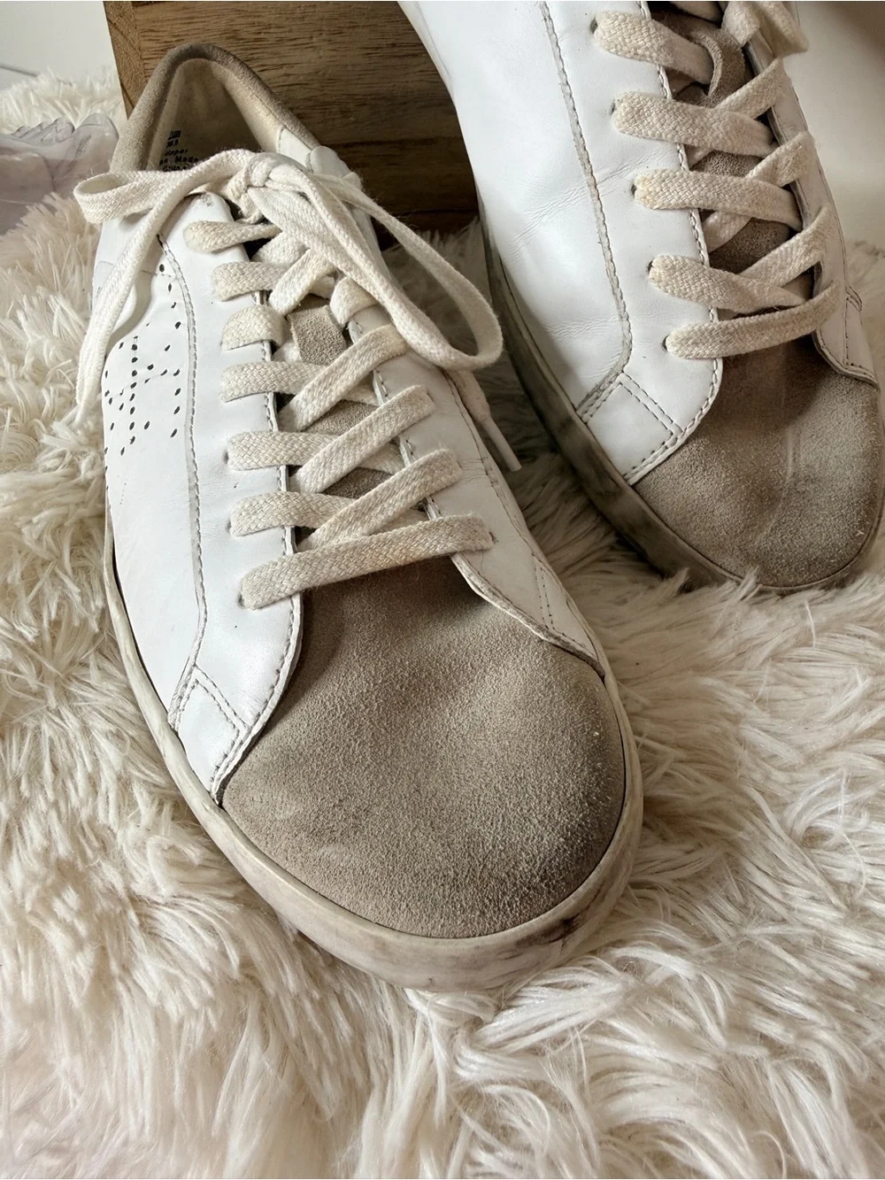 Sam Edelman Aubrie Leather Lace Up Cap Toe Laser Cut Sneakers White Taupe Sz 8.5